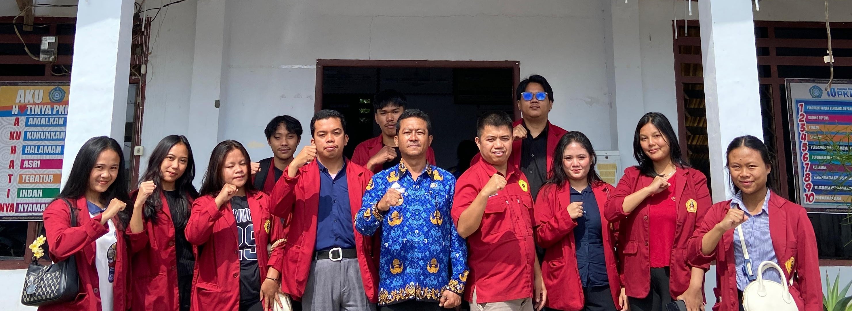 Serah Terima Mahasiswa KKN UKI Toraja